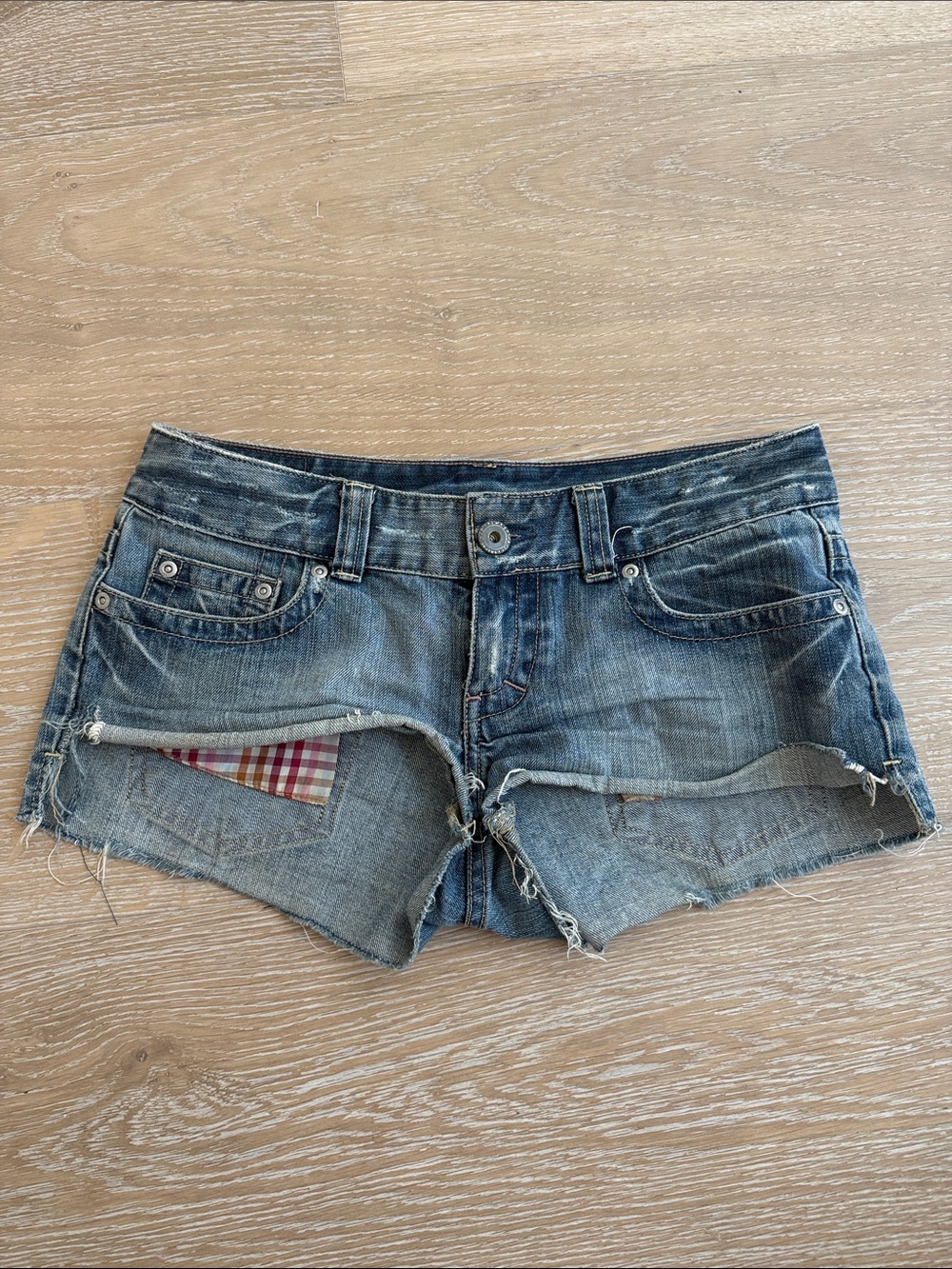 American Eagle vintage Y2K Denim Cutoff Women's Shorts in Size 2